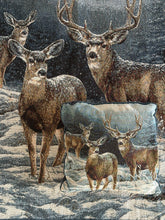 Load image into Gallery viewer, Vintage Whitetail Deer Throw &amp; Pillow Set
