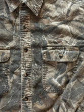 Load image into Gallery viewer, Vintage Wrangler Camo Flannel - L

