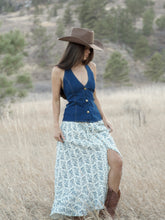 Load image into Gallery viewer, Bluebell Halter
